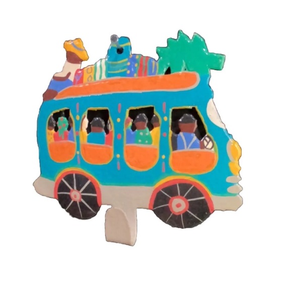 Haitian Metal Key Ring Holder Hook - Picture 3 of 4